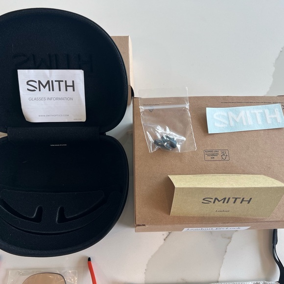 Smith Leadout Pivlock Sunglasses - Picture 5 of 5